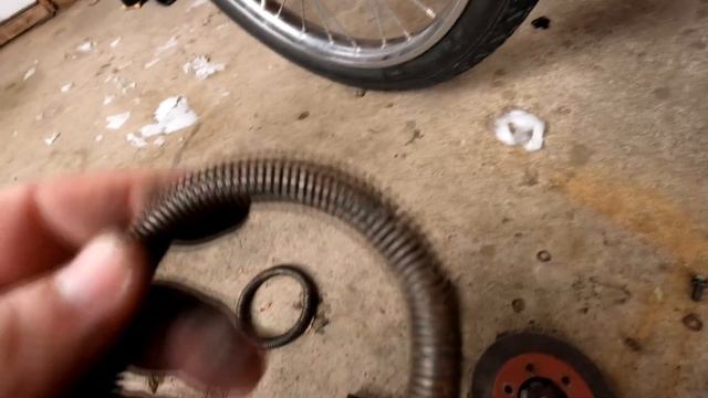 EASY Stalling Batavus FIX! | SUPER Effective Batavus Clutch Repair | 10 Minute Repair смотреть онлайн