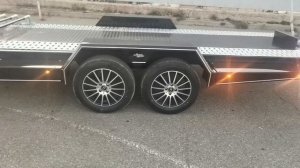 Прицеп для перевозки двух квадроциклов