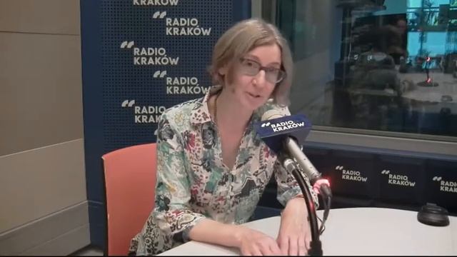 Ćwiczenia jogi w studiu Radia Kraków смотреть онлайн