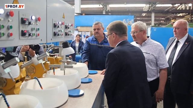Завод оптического станкостроения. г.Сморгонь