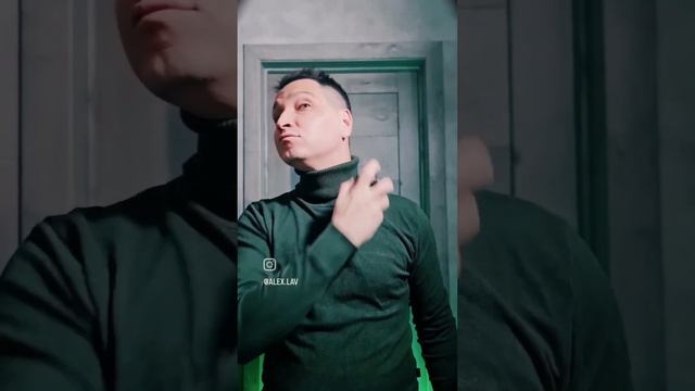 Brioni Eau de Parfum Essentiel Brioni смотреть онлайн