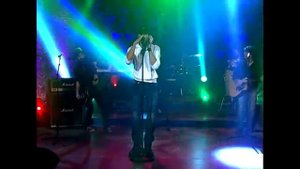 Enrique Iglesias - "I Like It" (2010) - MDA Telethon