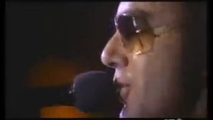 Neil Diamond- Dry Your Eyes (With The Band)
