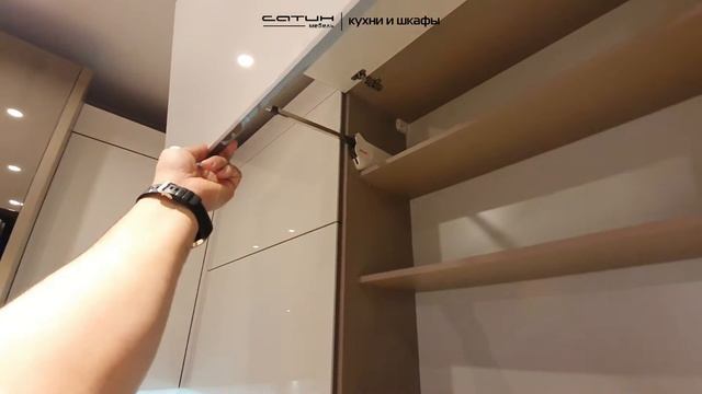 Обзор шикарной глянцевой кухни! смотреть онлайн