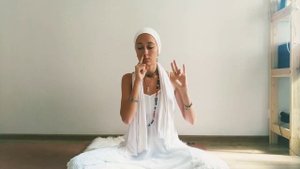 Практика для поднятия иммунитета: внутреннее солнце | Медитация Кундалини йоги