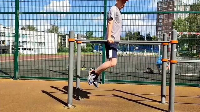 ‼ Друзья, четвертый тест челленджа"Физкультура и спорт в 50+": отжимания на брусьях...♂♀♀