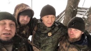 Воины спецназа Ахмат отслужили достойно свой контракт 3 месяца и отправляются домой. Якудза поехал д