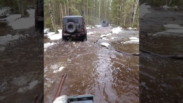 Полноприводный мотоцикл в болоте №128в