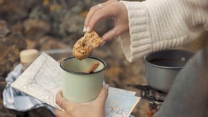 5738128-uhd_3840_2160_25fps