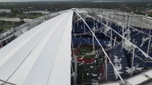 Ураган Милтон разрушил бейсбольный стадион Tropicana Field