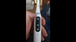 Электрическая зубная щетка Oral-B iO series 8