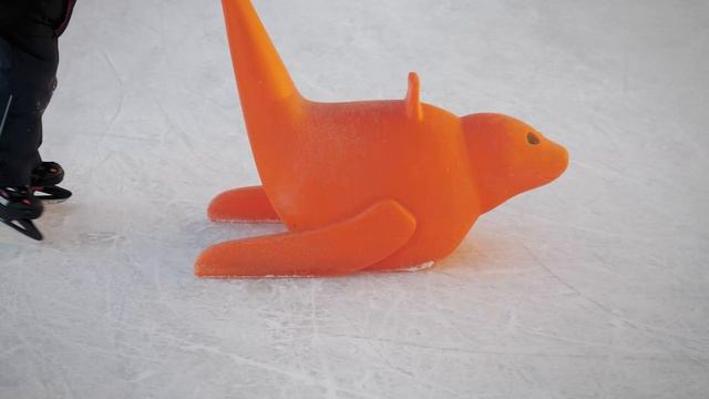 Мобильный каток в ТРЦ Капитолий, г. Москва смотреть онлайн