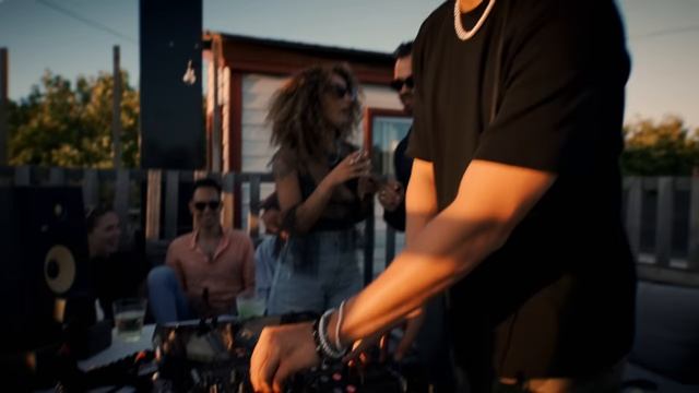 Amsterdam Rooftop House Mix by FR3ADY _ ROOFTOP TAPES Vol. I смотреть онлайн