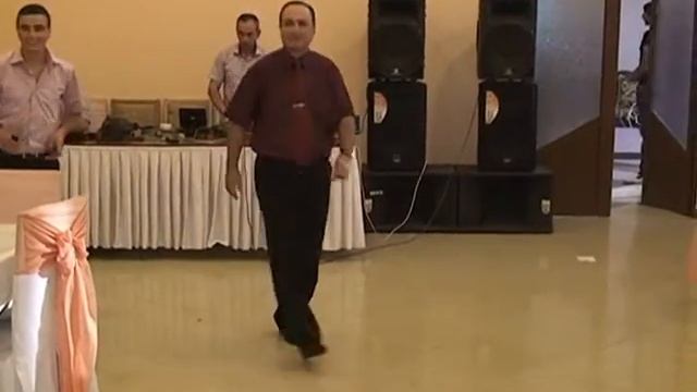 Rafik ev Anna, Gusan Ashot-HAYRIK смотреть онлайн