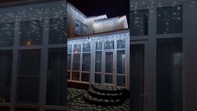 Новогоднее украшение дома