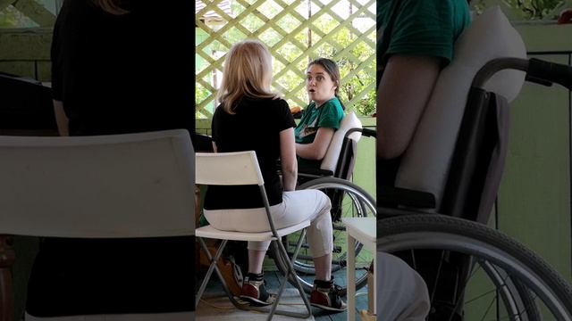 Пытаемся наладить дыхание и речевой выдох Ксюшки