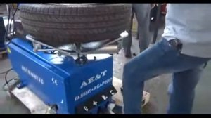 Стенд шиномонтажный AE&T M-231BP36