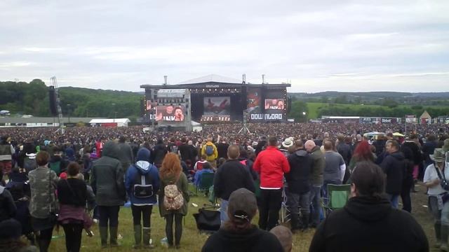 Bullet For My Valentine - 4 Words (To Choke Upon) (Live at Download Festival 14.06.2013) смотреть онлайн