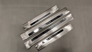 Накладки на внутренний порог (серебро) для Changan HUNTER plus