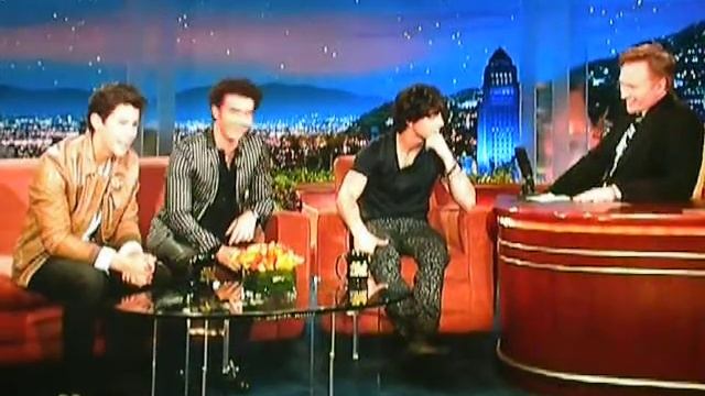 Jonas Brothers on Conan' O Brian смотреть онлайн