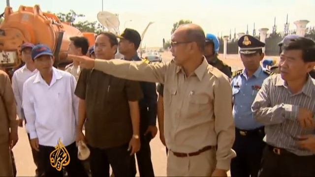 Cambodia investigates stampede смотреть онлайн