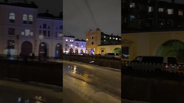 Банковый мост.