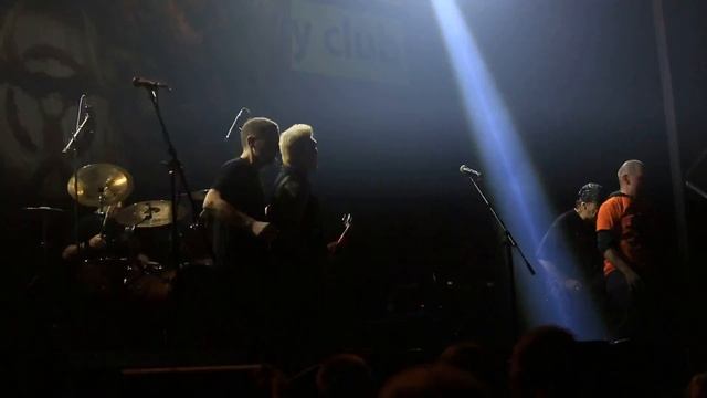 Biohazard - Black And White And Red All Over (Live @ Pipl Club, Moscow, Russia, 08.11.2013) смотреть онлайн