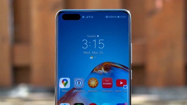 Huawei P40 Pro. The Falcon Without Wings