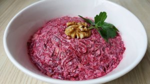 Из свеклы готовлю простой, полезный салат. Вкусный свекольный салат с грецкими орехами и чесноком