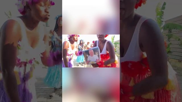 ПОЗДРАВЛЕНИЕ из АФРИКИ смотреть онлайн