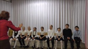 Урок хора с учащимися 1-2 классов хорового отделения.