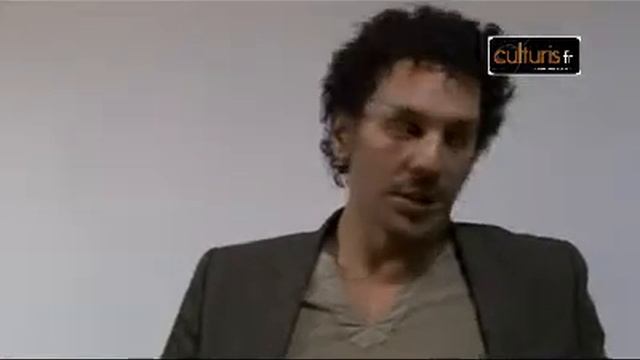 Interview de Tomer Sisley смотреть онлайн