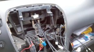 Установка магнитолы TEYES на Kia Ceed 【1 Din】 2006-2012