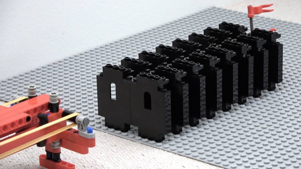Сколько стен остановит LEGO-пушку? смотреть онлайн