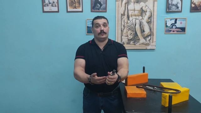 Тренировка силы хвата. Изометрия Ю.Артёмова. ХАЛАДЖИ.Д
