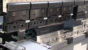 Листогибочный пресс модeль Muratec BB с роботизацией