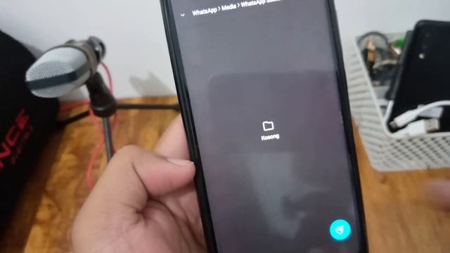 Cara Menghapus File Sampah Yang Tersembunyi Di HP Android | Cara Mengatasi Ruang Penyimpanan Penuh смотреть онлайн