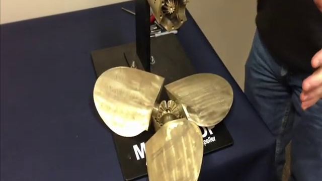 Max-Prop: How to disassemble a three blade Max-Prop. смотреть онлайн