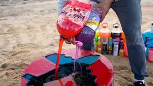 Большое извержение зубной пасты - самолет -Большая Пепси, Фанта, Mtn Dew, Coca-Cola против Mentos