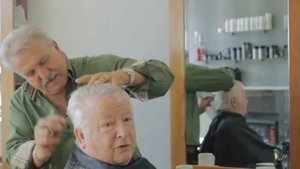 Рассказ о дружбе парикмахера и клиента. Фото длинной 50 лет