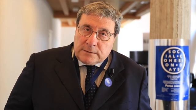 #scd2015 Intervista a Alessandro Firpo durante i Social cohesion days dal 4 al 6 giugno смотреть онлайн