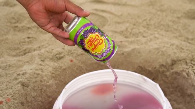 Эксперимент с Ментос иКока Кола, Fanta, Chupa Chups, 7up,