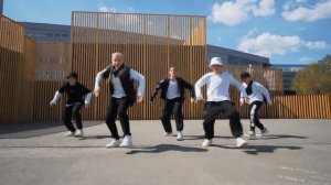 Команда: WORMS CREW
Хореографы: Виталий Уливанов и Александр Старков
GLOBAL DANCE UNIVERSITY