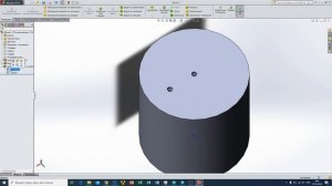 Solidworks  Урок №5 -  Построение отверстия при помощи  вращения и построения массива . #Solidworks