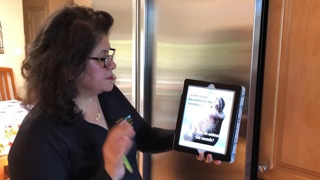 Bilingual Storytime in Spanish смотреть онлайн