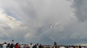 Отстрел тепловых ловушек,Ми-28Н,пилотажная группа "Беркуты"