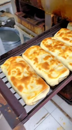 пирожок с мясом