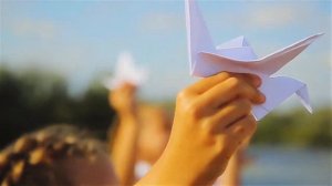 ЛЕТИ  ЖУРАВЛИК