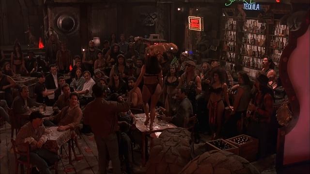 От заката до рассвета Сальма Хайек 4К 50 FPS _ From Dusk till Dawn Salma Hayek 4K 50 FPS (720p60fps)