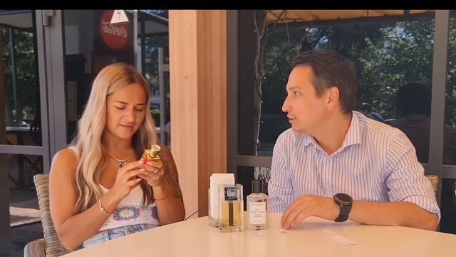 Подруга оценивает мои ароматы смотреть онлайн